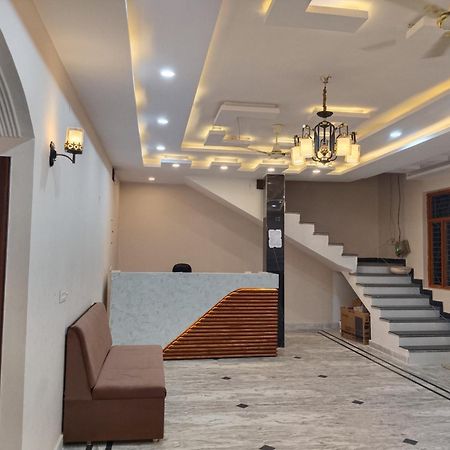 Atithi Inn Khajurāho Buitenkant foto