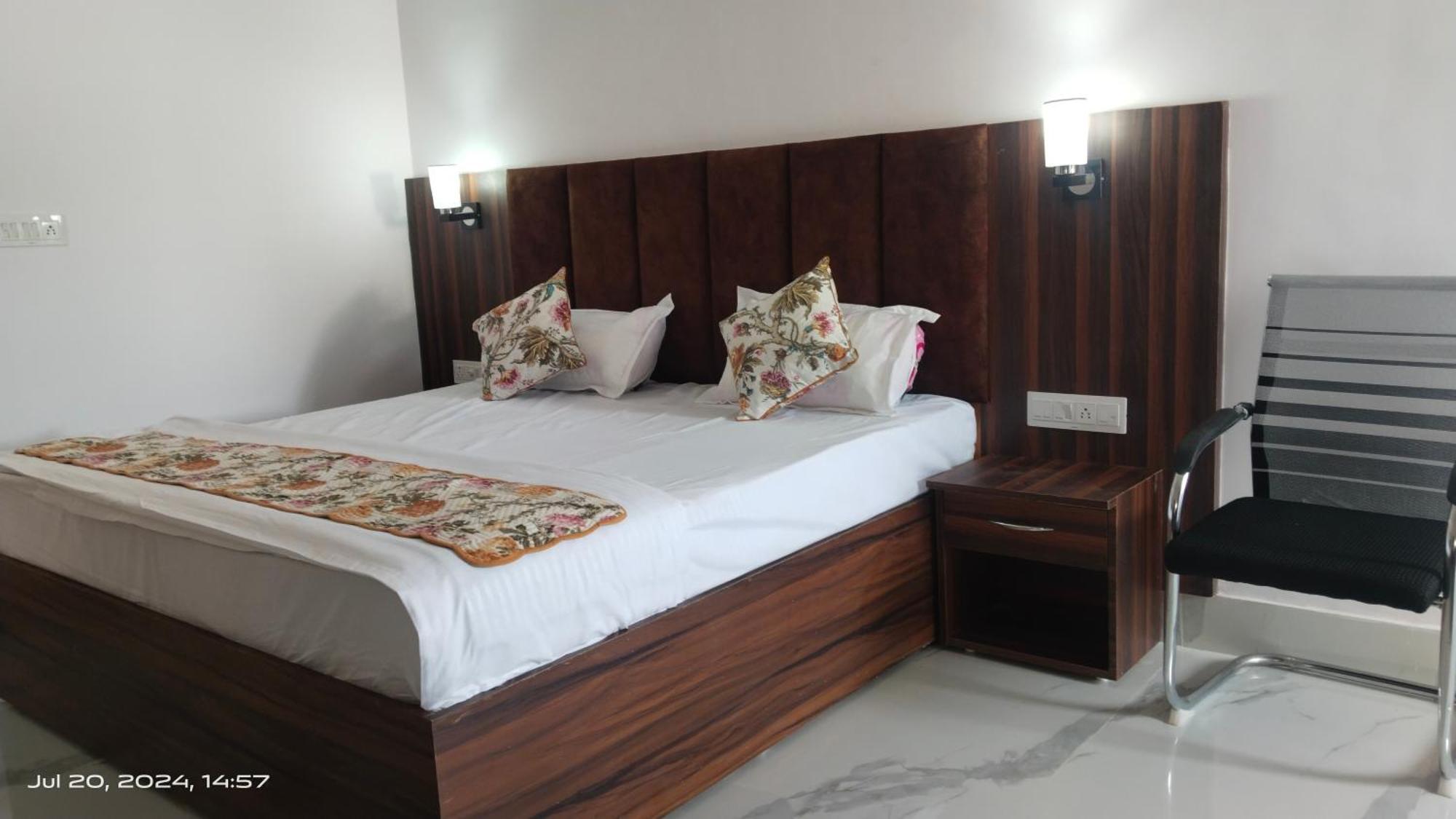 Atithi Inn Khajurāho Buitenkant foto