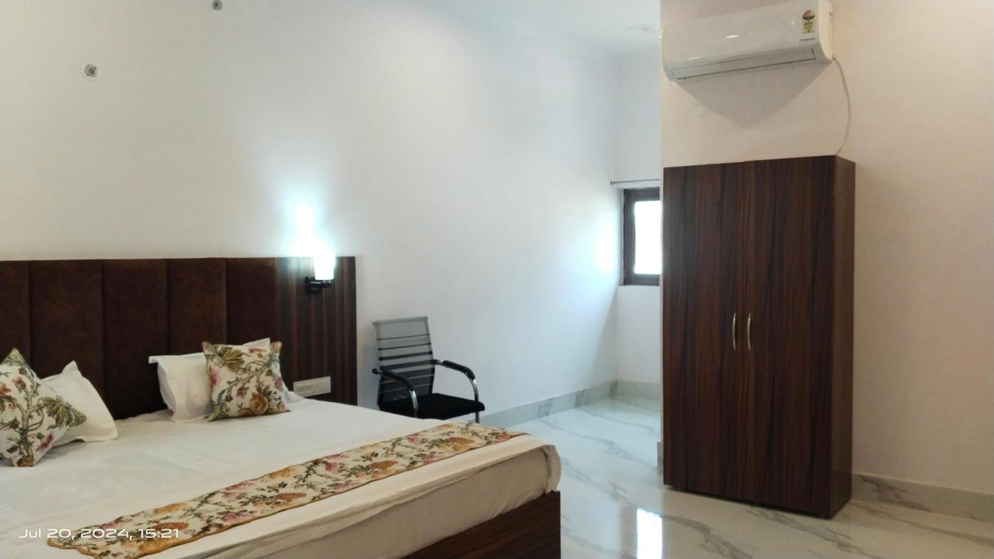 Atithi Inn Khajurāho Buitenkant foto